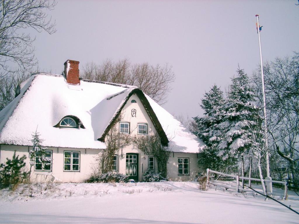 Gaestehaus Andresen-Warft Tating Exterior photo